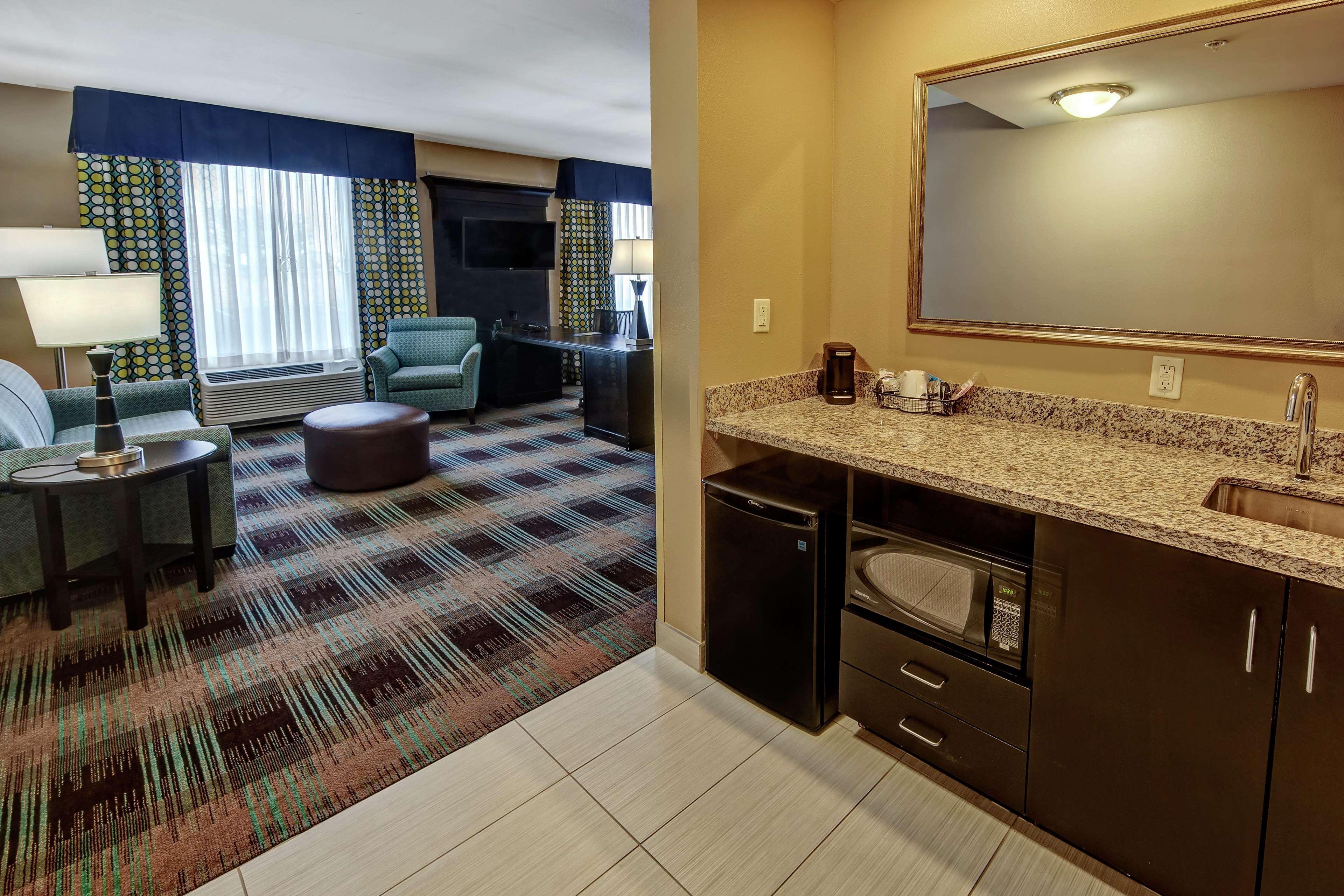 Hampton Inn & Suites Clarksville Exterior photo